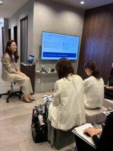 スネコス肌育の医師向けセミナーを当院で行いました